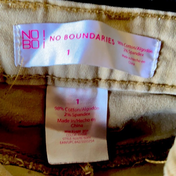 Khakis bundle - Picture 2 of 3